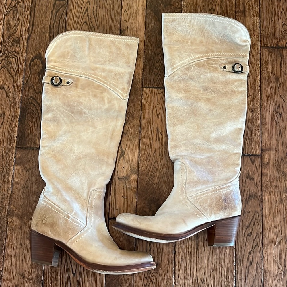 Frye boots cream white tan size 7